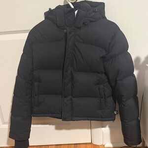 Aritzia Black Super Puff the Shorty Jacket